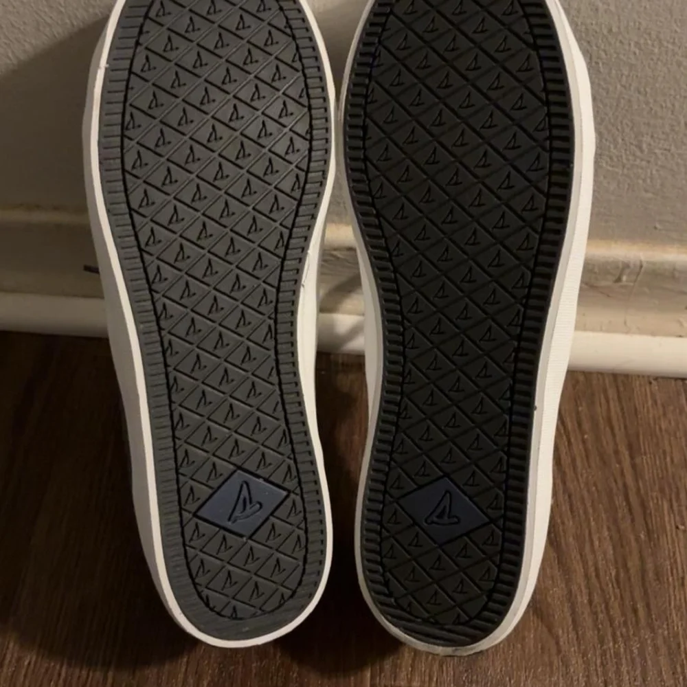 Sperry Metallic Sneakers with Ribbon Laces - Picture 4 of 5